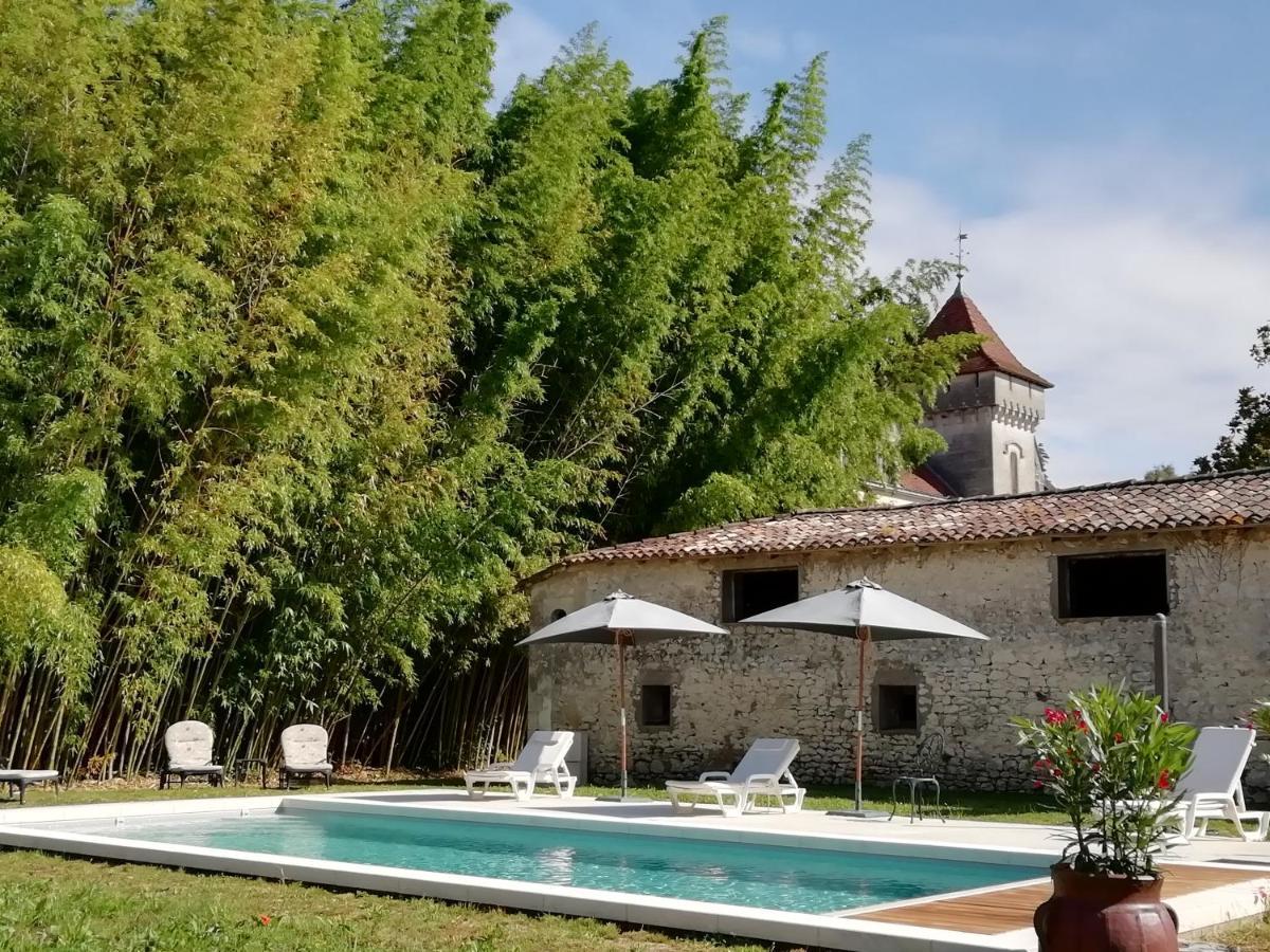 Chateau Des Salles Saint-Fort-sur-Gironde Екстер'єр фото
