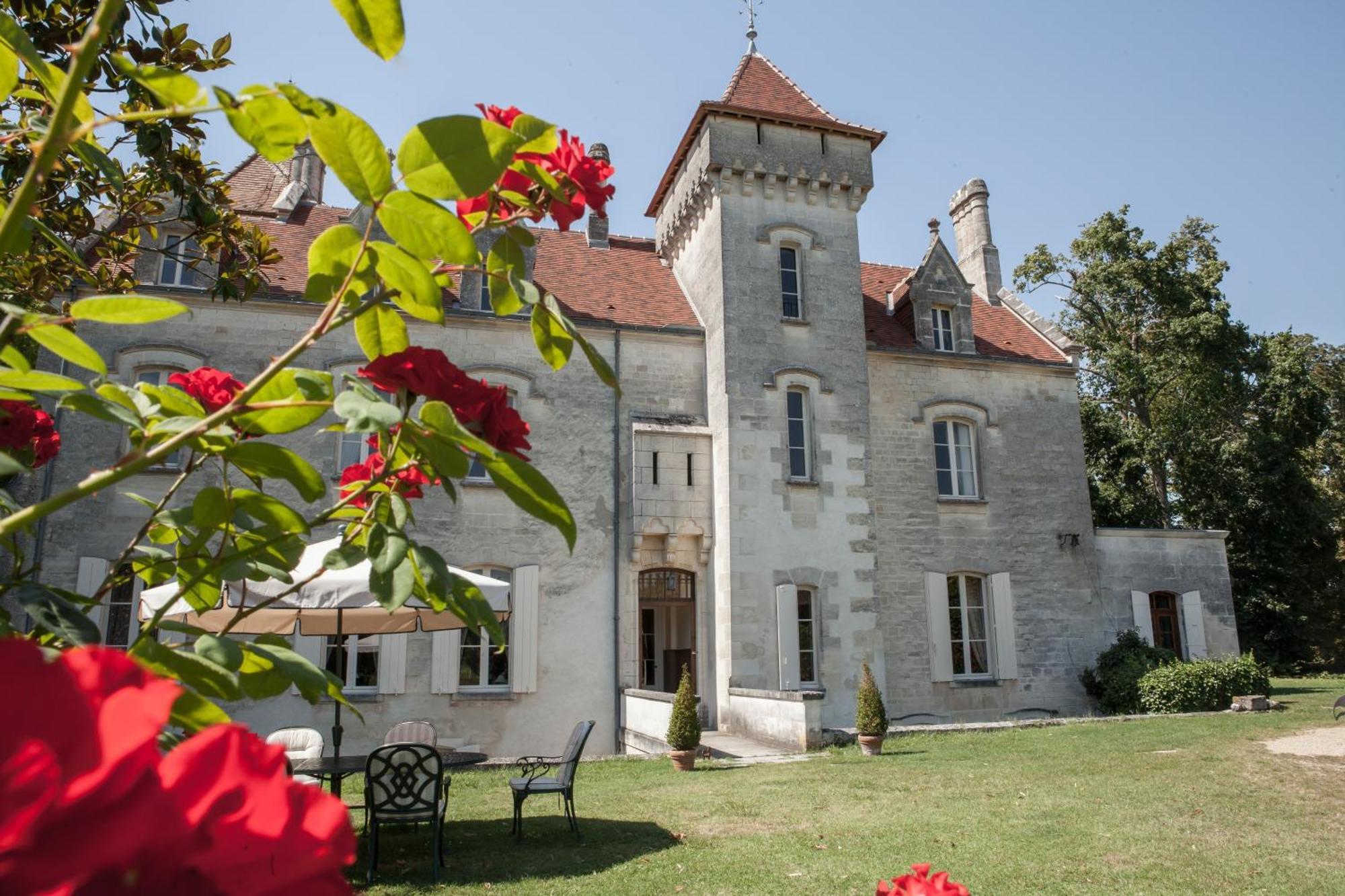 Chateau Des Salles Saint-Fort-sur-Gironde Екстер'єр фото